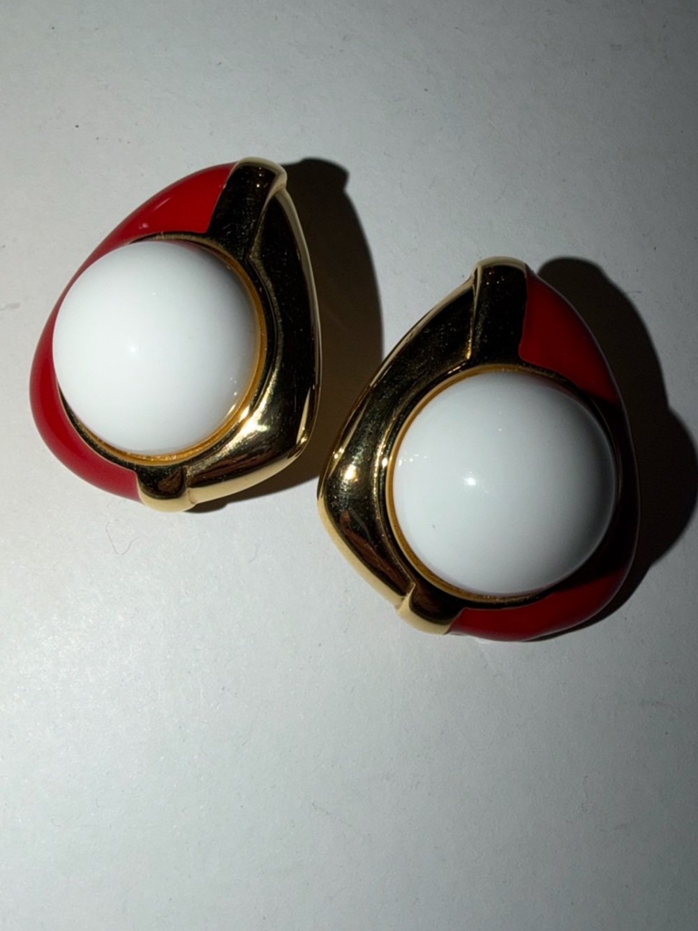 Vintage Monet Gold-tone Red Enamel Chunky Clip-On Earrings - Picture 1 of 5